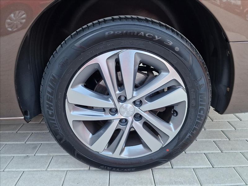 Peugeot Traveller 2.0HDI ALLURE L3,ČR,1.Majitel - fotka 44 z 49