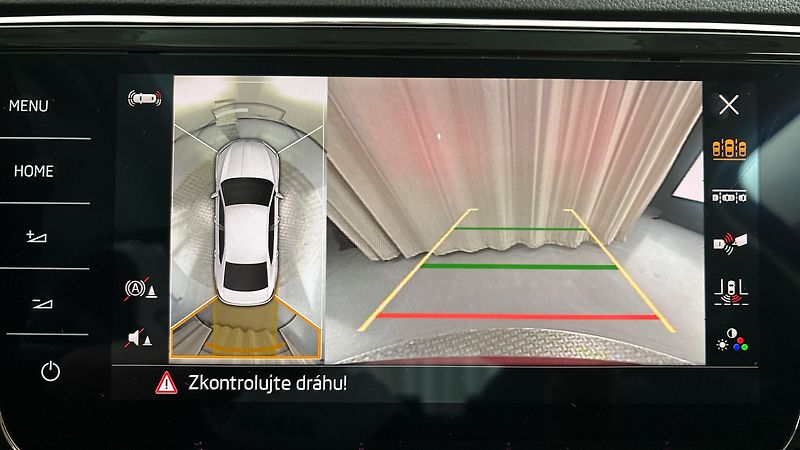 Škoda Superb 2.0 TSI DSG L&K - fotka 12 z 34