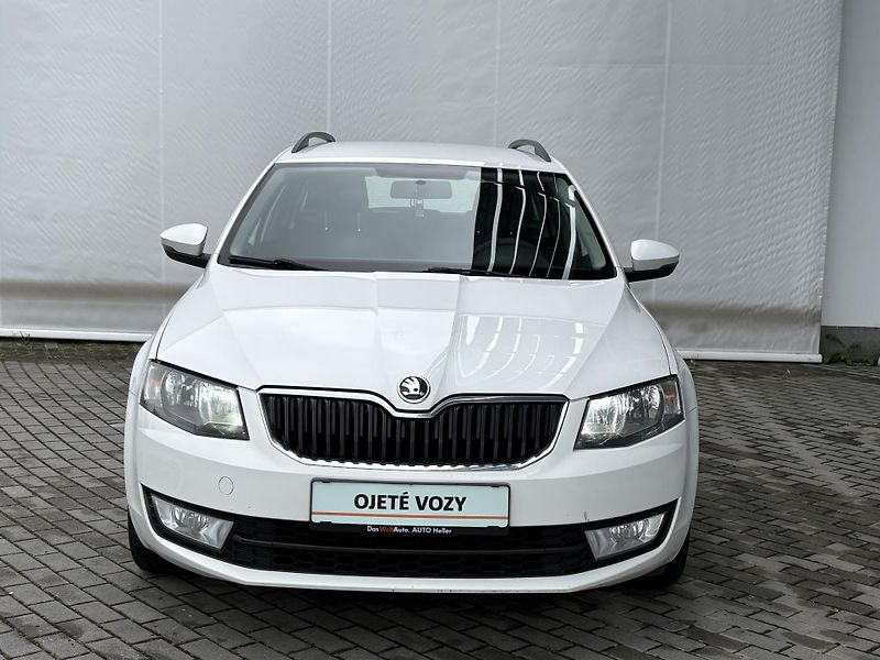 Škoda Octavia Combi 1.6 TDI ACTIVE Plus  81 - fotka 4 z 25