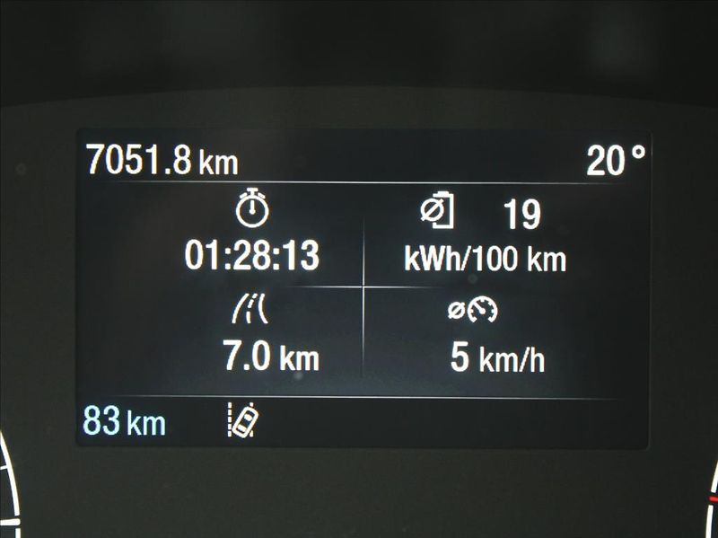 Ford Transit 0,1 68kWh 198kW L3H2 1.maj.ČR - fotka 18 z 18