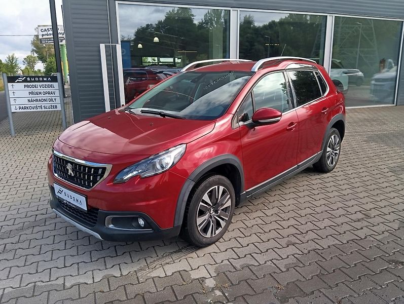 Peugeot 2008 (2018) ALLURE 130k MAN6 - fotka 3 z 27