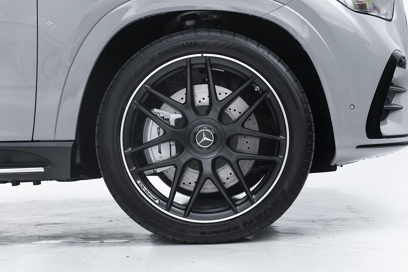 Mercedes-Benz GLE 53 AMG 4M kupé*Karbon*Premium+ - fotka 11 z 41