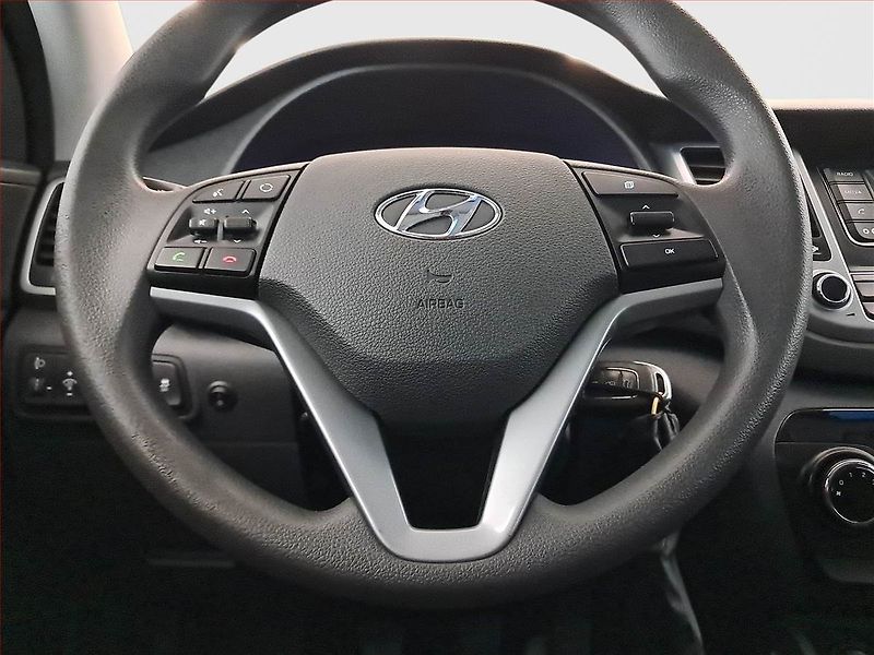 Hyundai Tucson (2017) 1.6 GDI, Serv.kniha - fotka 16 z 16