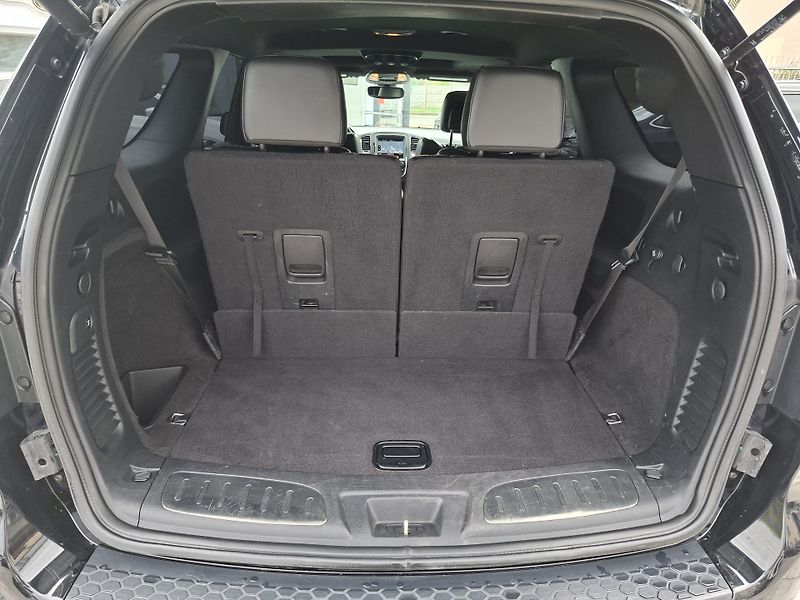 Dodge Durango (2019) 5,7L V8 HEMI 4x4, 6míst, Alcan - fotka 15 z 34