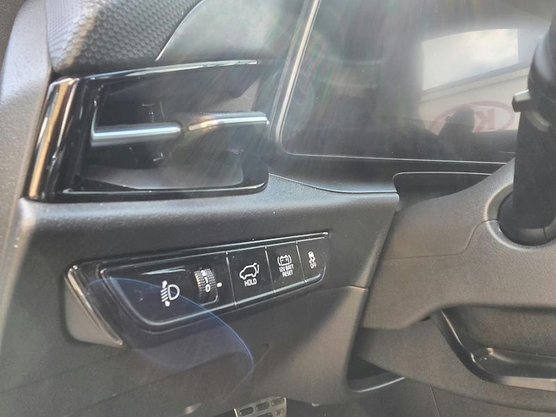Kia Niro 1.6-HYBRID-V ZÁRUCE-NAVI-KŮŽE - fotka 20 z 26
