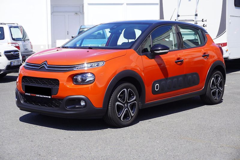 Citroën C3 (2017) 1.2PT 82 SHINE - fotka 1 z 8