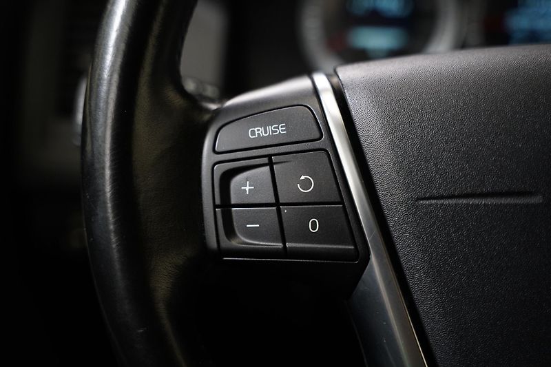 Volvo XC60 - fotka 15 z 26