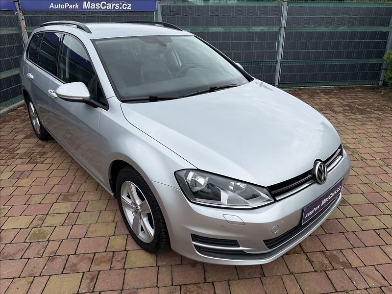 Volkswagen Golf Variant VII 1.6 TDI Comfortline - fotka 3 z 22
