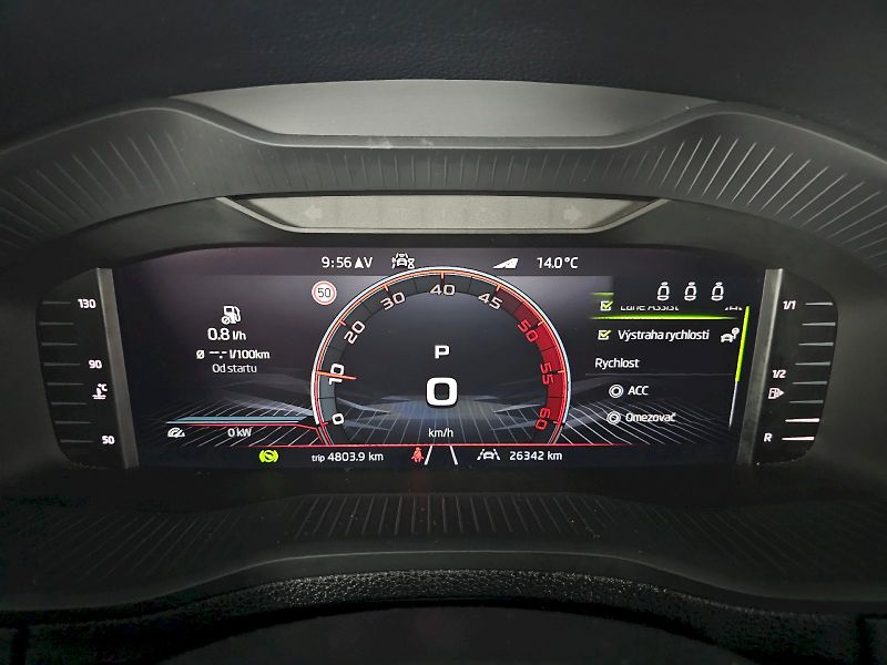 Škoda Karoq (2025) 2.0TDi 110kW 4x4 SPORTLINE WEB - fotka 12 z 34