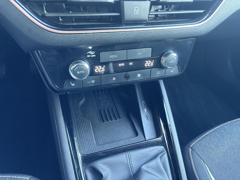 Škoda Scala 1.0TSi Top Selrction 85kW - fotka 18 z 23