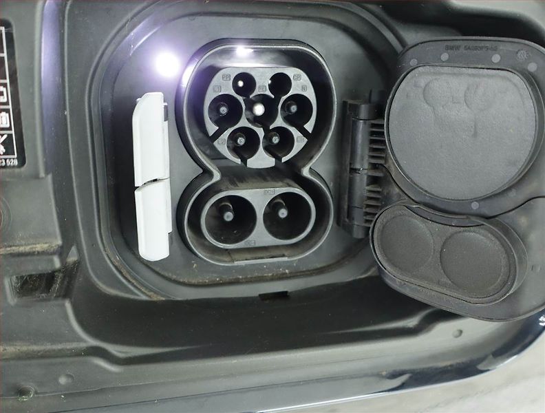 BMW iX3 (2021) Impressive 80 kWh, SoH 95% - fotka 20 z 21