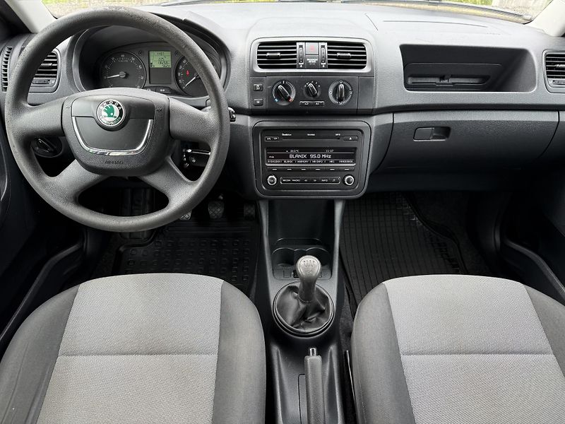 Škoda Fabia 1,2i 51kW TAŽNÉ - fotka 9 z 19