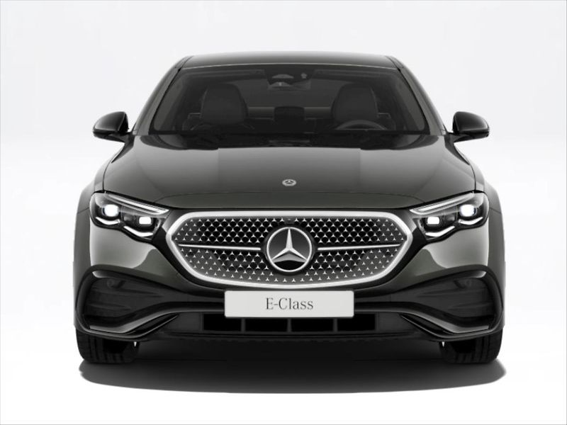 Mercedes-Benz Třídy E (2026) 2,0 E 220 d 4MATIC - fotka 2 z 9
