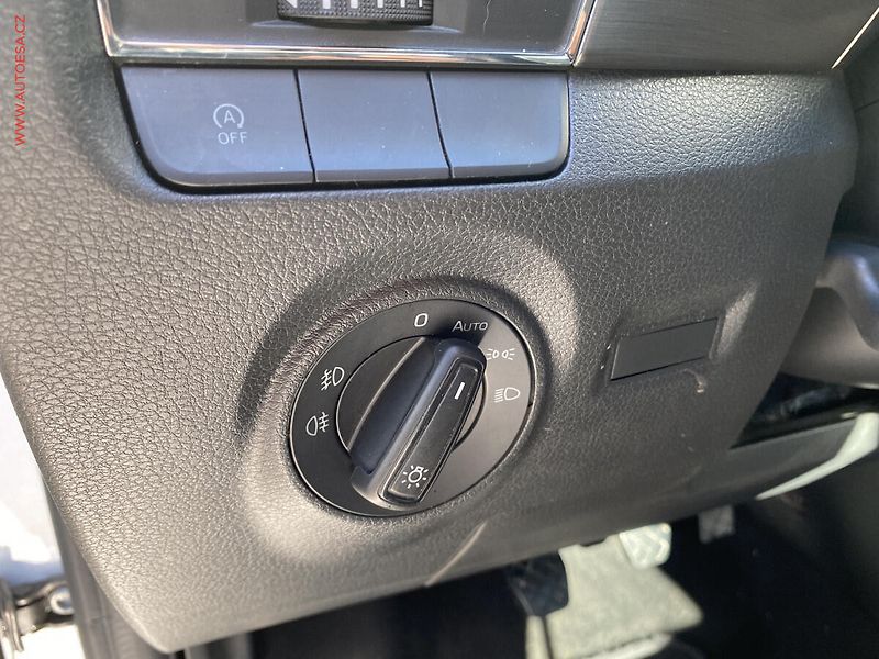 Škoda Fabia (2020) 1.0 TSi, 1.maj,ČR, Style, LED - fotka 15 z 18