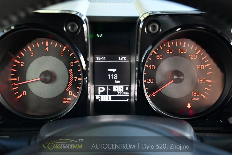 Suzuki Jimny 1,5 GLX AUTOMAT, 4X4 LONG - fotka 28 z 48
