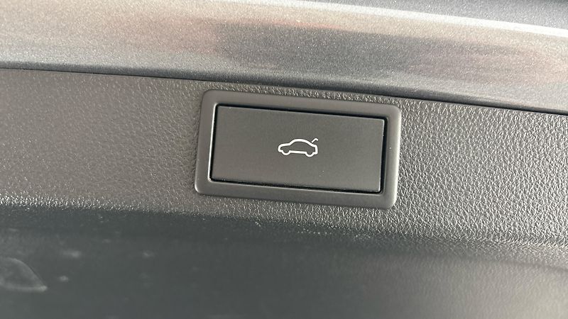 Škoda Octavia 2.0 TDI DSG 4x4 RS Combi - fotka 21 z 32