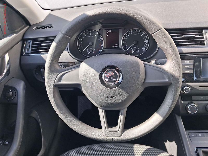 Škoda Octavia (2016) 1.4 TSi, 2.maj,ČR, Active, - fotka 11 z 15