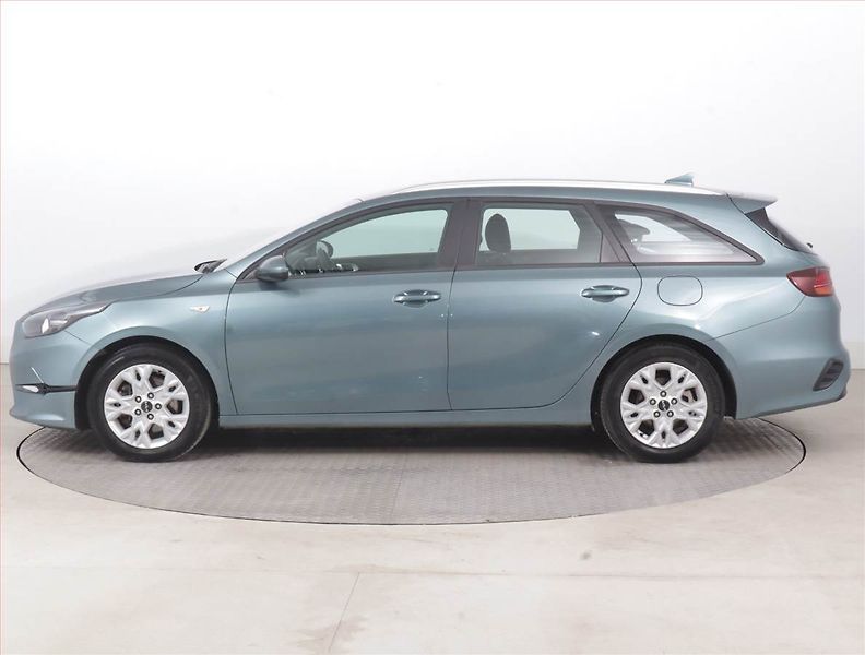 Kia Ceed (2023) Spin 1.0 T-GDI, SPIN, DPH - fotka 3 z 16