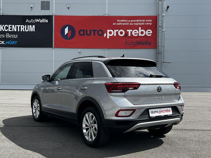 Volkswagen T-Roc 1.5TSI 110kW Business DPH 1Maj - fotka 5 z 21