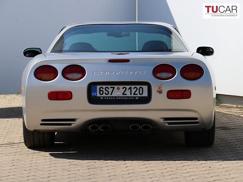 Chevrolet Corvette (2002) 5.7 V8 Targa  - fotka 10 z 22