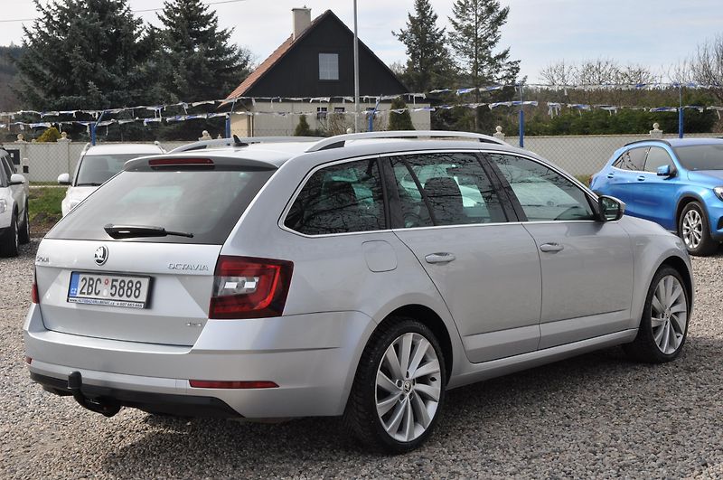 Škoda Octavia III 2.0TSi 140kW 4x4 A/T L+K - fotka 3 z 24