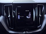 Volvo XC60 B4 AWD INSCRIP. // nezáv. top. - náhled 26