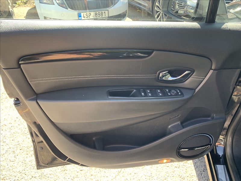 Renault Grand Scénic 1,6 DCi  Megane Scenic - fotka 10 z 21