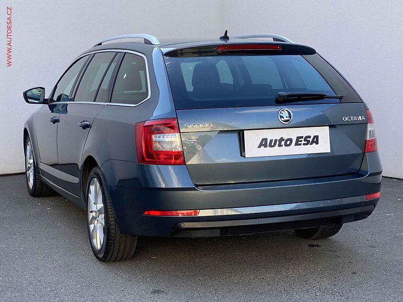 Škoda Octavia (2018) 1.6 TDi, Clever, DSG, navi - fotka 6 z 17