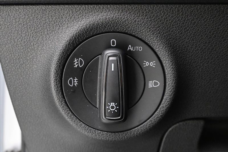 Škoda Karoq 2,0 TDI 85kW DSG VIRTUAL EL.KU - fotka 26 z 31