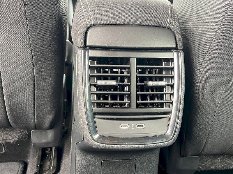 Škoda Kamiq (2025) 1.0 TSI 85 kW Selection - fotka 23 z 30