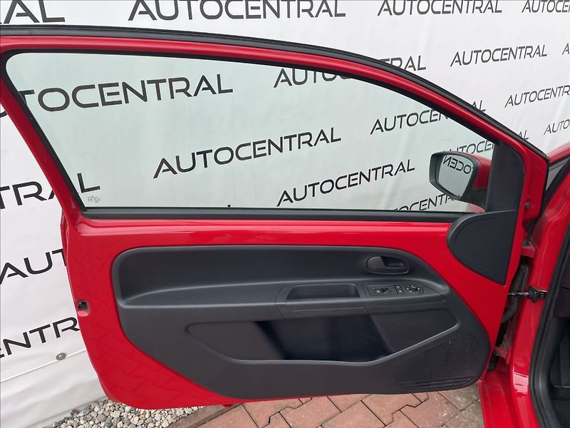 Škoda Citigo 1,0 MPi,najeto 69tkm - fotka 16 z 19