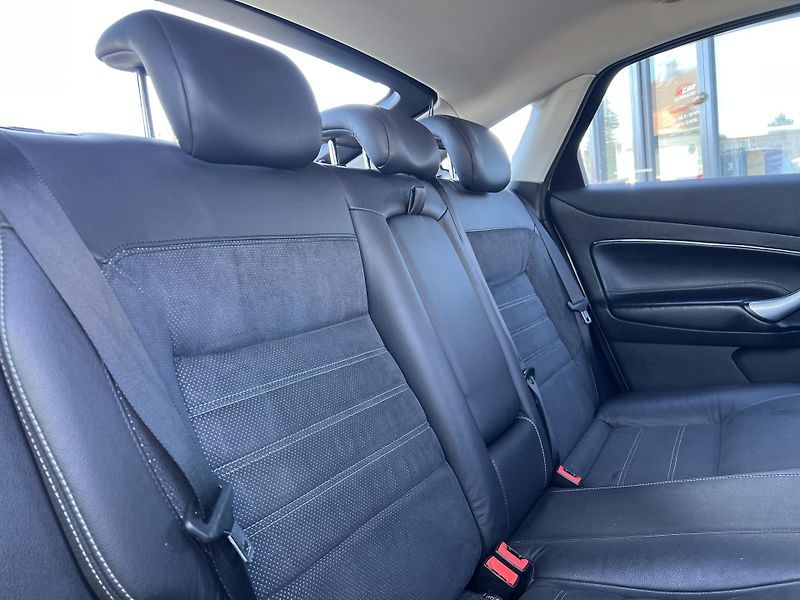 Ford Mondeo 2.0TDCi ALU KLIMA PŮVOD ČR - fotka 23 z 34