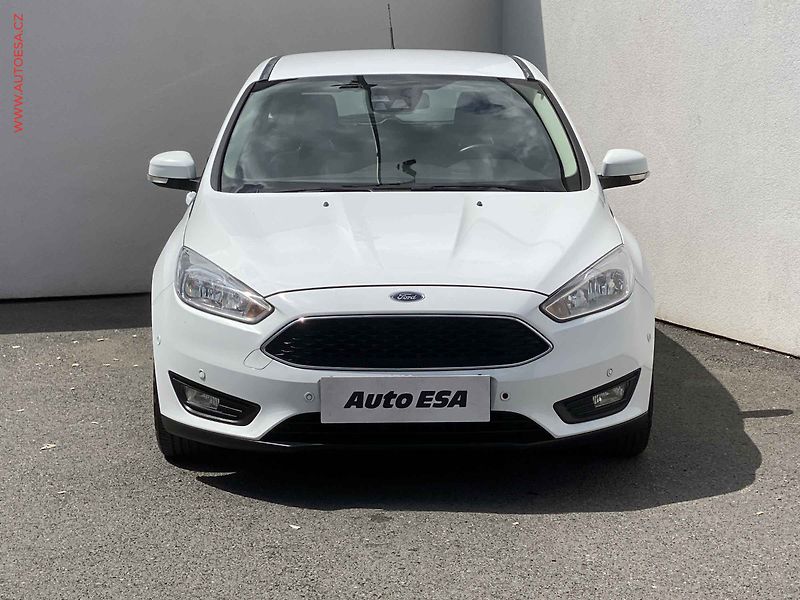 Ford Focus (2018) 2.0TDCi, AC, navi, prak.asist - fotka 2 z 20