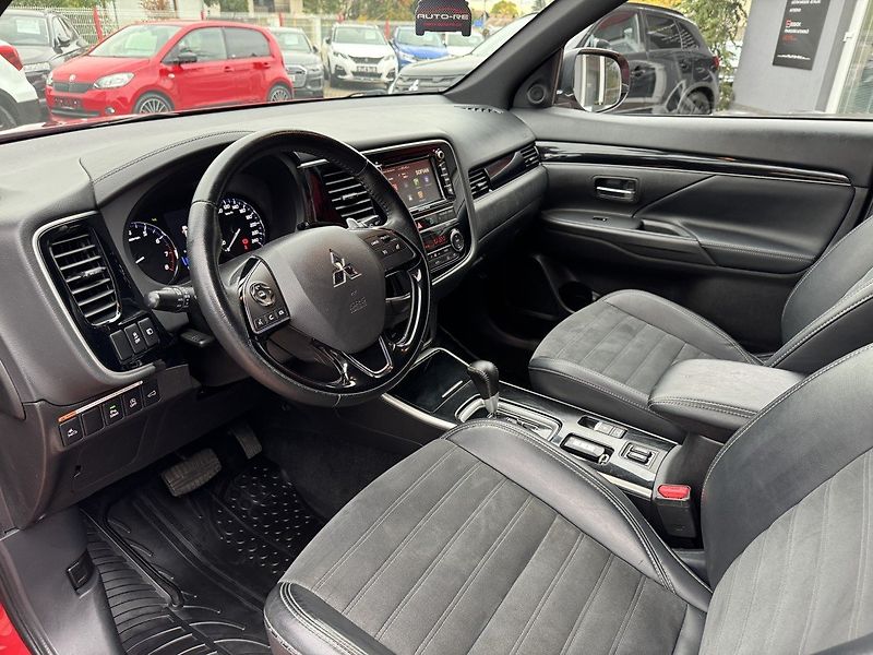 Mitsubishi Outlander (2019) 2.0i Mivec Automat LED 7Míst - fotka 24 z 50