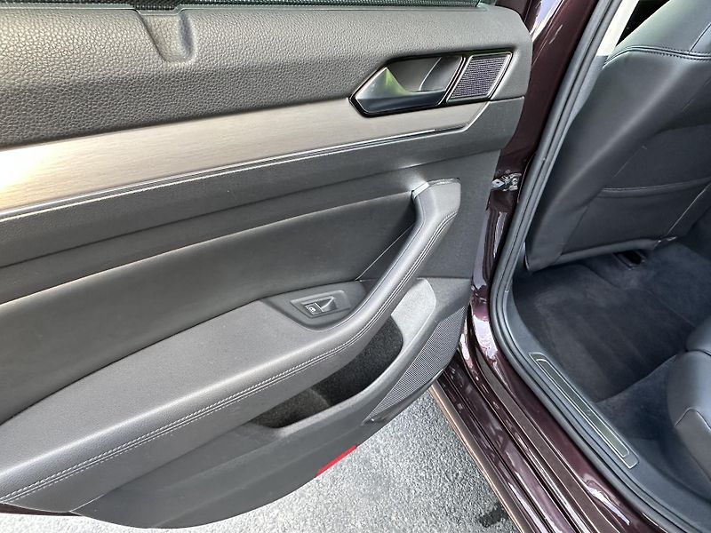 Volkswagen Passat (2018) 2.0TDI/110kW *VIRTUAL* ČR* TZ  - fotka 34 z 44