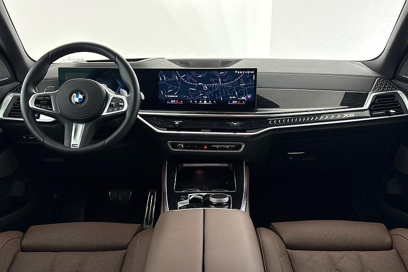 BMW X5 xDrive30d - fotka 17 z 28