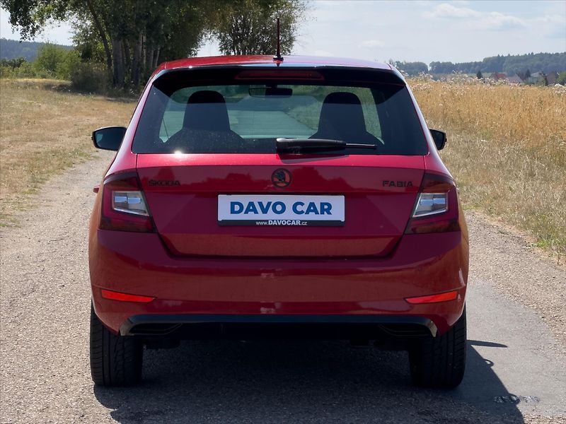 Škoda Fabia 1,0 TSI 81kW CZ Monte Carlo - fotka 6 z 36