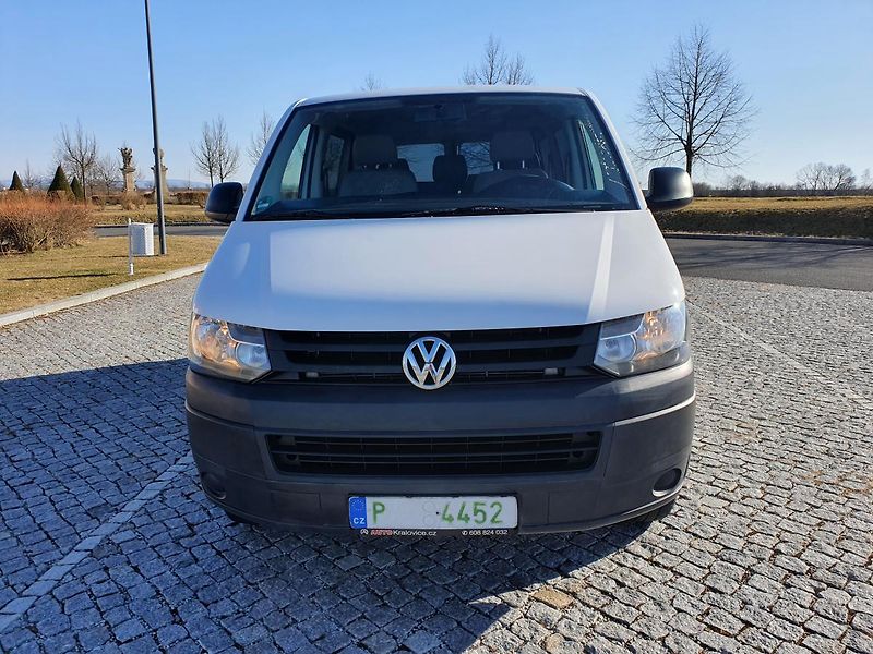 Volkswagen Transporter (2011) 2L 75kw 7míst, splátky  - fotka 3 z 23