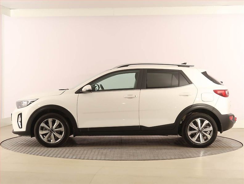 Kia Stonic (2024) 1.2 DPI, ČR,1.maj, Serv.kniha - fotka 3 z 22