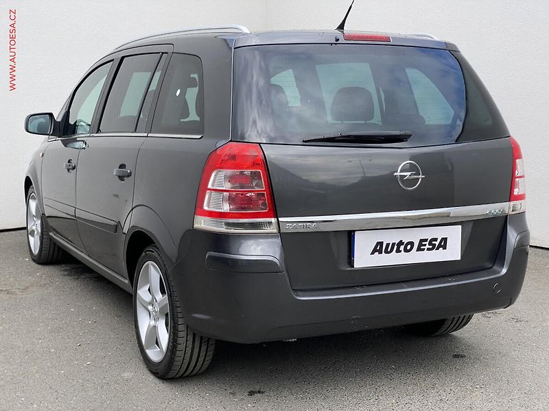 Opel Zafira (2011) 1.7 CDTi 7míst, Edition111 - fotka 6 z 18
