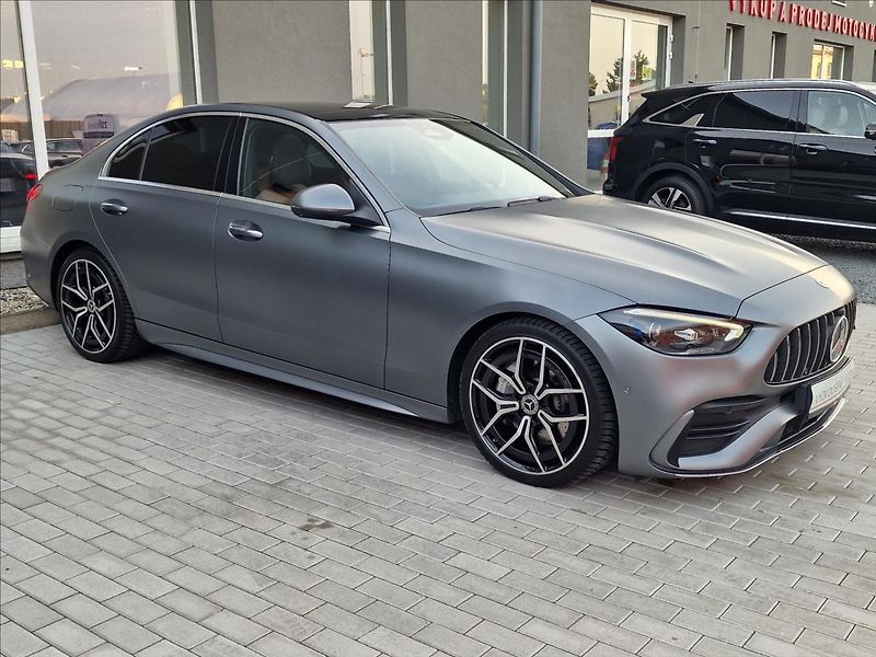 Mercedes-Benz Třídy C C300 AMG 4MATIC,ČR,1.Majitel - fotka 2 z 48