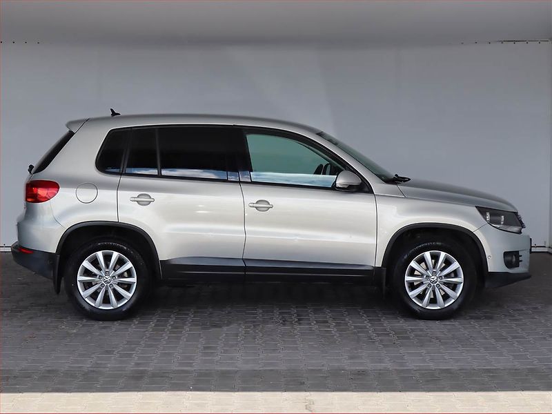 Volkswagen Tiguan (2011) 1.4 TSI, 4X4, Serv.kniha - fotka 6 z 19
