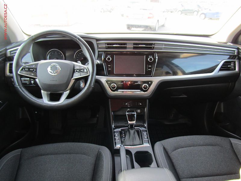 SsangYong Korando (2022) 1.5T-GDi, 1.maj,ČR, Style, AT - fotka 8 z 19