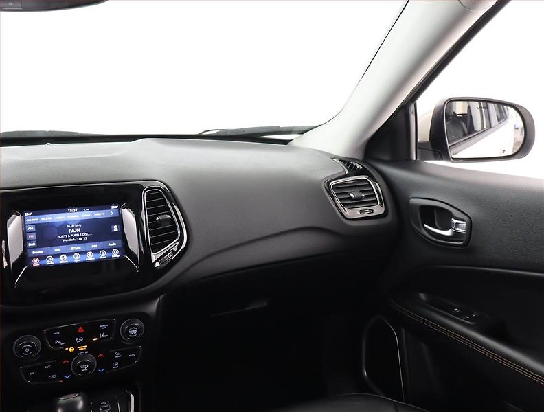 Jeep Compass (2019) 1.4 MultiAir, 4X4, Automat - fotka 8 z 25