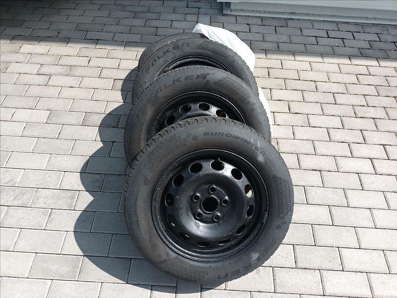 Volkswagen Golf Plus 1,6 TDI,66KW,SERVISKA,TAŽNÉ - fotka 38 z 39