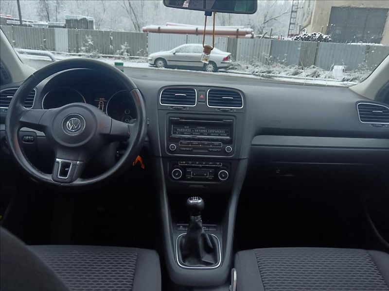 Volkswagen Golf Variant 1,6 TDi 4Motion  Trendline - fotka 17 z 20