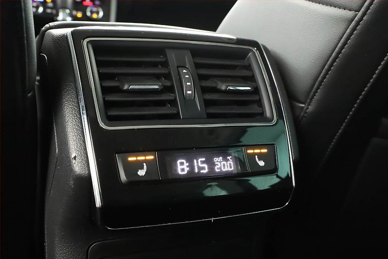 Škoda Superb (2023) Laurin&Klement 2.0 TDI - fotka 13 z 20