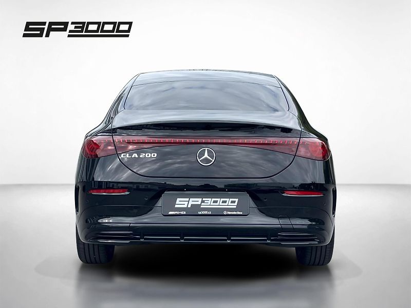 Mercedes-Benz CLA 200 AMG - fotka 4 z 27