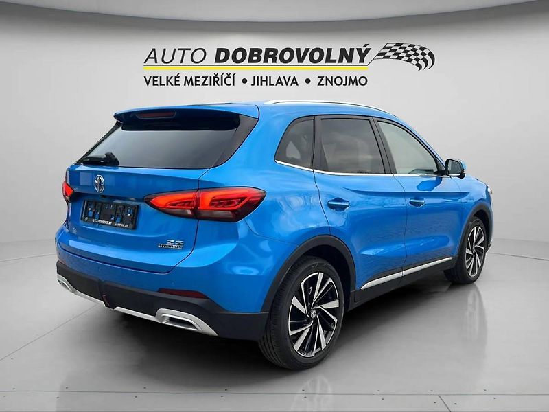 MG ZS EXCLUSIVE HYBRID+ 1.5L 145 kw/ - fotka 6 z 20