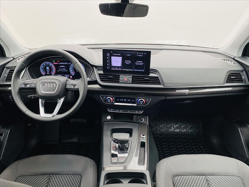 Audi Q5 2,0 S-LINE 40TFSI 150kW - fotka 9 z 26